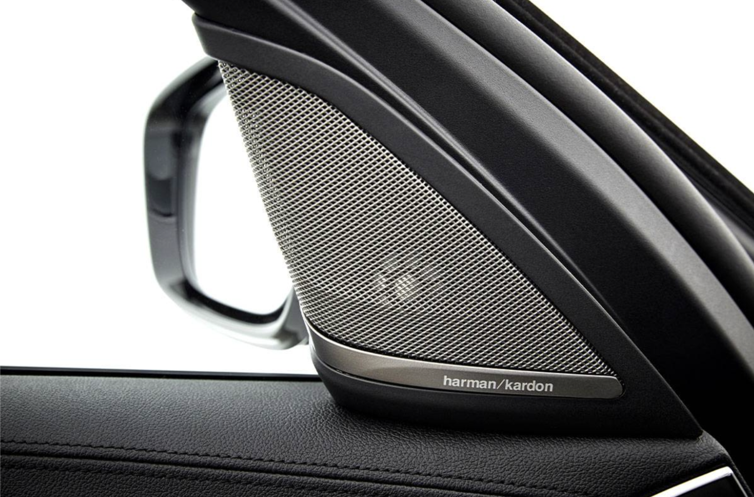 loa bmw 4 series harman kardon